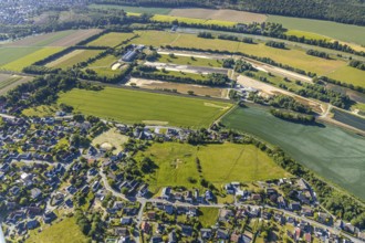 Aerial view, district Echthausen, Wasserwerke Westfalen GmbH, Im Ruhrfeld, river Ruhr, cross in a