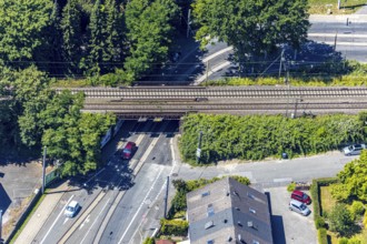 Aerial view, maintenance work on the DB Bochumer Straße bridge, extension of tram line 310, Witten,