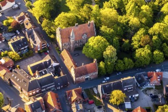 Aerial view, Wolbeck Castle, Drostenhof, Wolbecker Park, Am Steintor, Münster, Münsterland, North