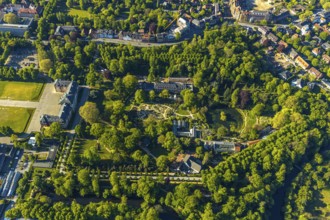 Aerial view, Westfälische Wilhelms-Universität Münster, Schlossplatz, Botanischer Garten,