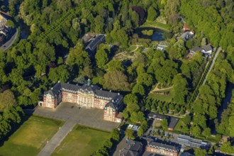 Aerial view, Westfälische Wilhelms-Universität Münster, Schlossplatz, Botanischer Garten,