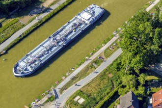 Aerial view, bathing at the canal, sunbathing lawn, shipping Dortmund-Ems-Kanal,
