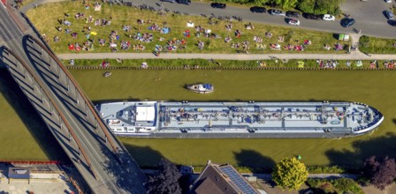 Aerial view, bathing at the canal, Dortmund-Ems canal, sunbathing lawn, sunbathing,