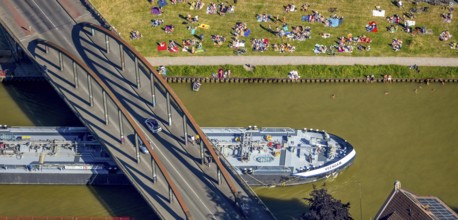 Aerial view, bathing at the canal, Dortmund-Ems canal, sunbathing lawn, sunbathing,
