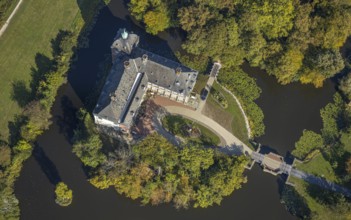 Aerial view, moated castle Hovestadt, baroque garden, Hovestadt, Lippetal, district Soest, North
