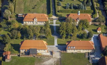 Aerial view, building Schlossstraße, Schlossgarten Hovestadt, Lippetal, Kreis Soest, North