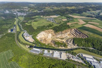 Aerial photo, Rheinkalk Grevenbrück GmbH quarry, Grevenbrück, Lennestadt, Sauerland, North