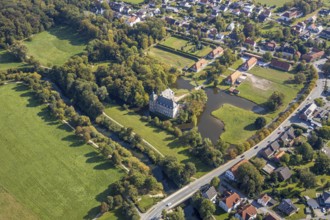 Aerial view, moated castle Hovestadt, baroque garden, Hovestadt, Lippetal, district of Soest, North