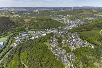 Aerial view, residential area Faulebutter Siepen, secondary school Hundem-Lenne, St. Barbara-Schule