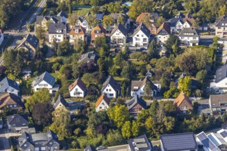 Aerial view, housing estate Weingarten, railway tracks, Lippstadt, district Soest, North