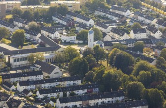 Aerial view, Mercklinghausstraße terraced housing estate, Liebigstraße, Catholic Church St. Pius,