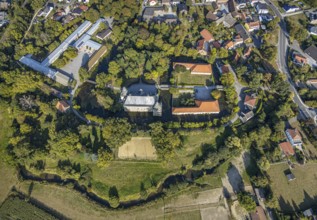 Aerial view, Gymnasium Schloss Overhagen, Overhagen, Lippstadt, Kreis Soest, North