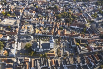 Aerial view, Old Town, evang. Große Marienkirche, Rathausstraße, Rathaus, Rathausplatz, Lippstadt,