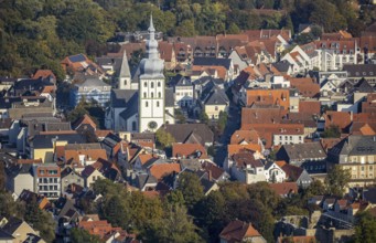 Aerial view, Old Town, evang. Große Marienkirche, Rathausstraße, Lippstadt, district of Soest,