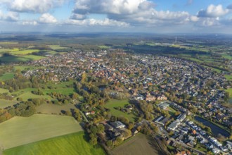 Aerial view, town view, town hall Schermbeck, Weseler Straße, Schermbeck, Ruhr area, North