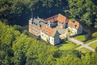 Aerial view, Schloss Senden, moated castle, Senden, Münsterland, North Rhine-Westphalia, Germany,