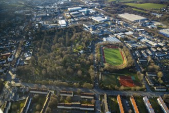 Aerial view, sports ground of the Linderhausen football club, Jesinghauser Straße, Oehde cemetery,