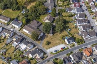 Aerial view, Paul-Gerhardt-Haus, evang. parish, Menden, Sauerland, Märkischer Kreis, North