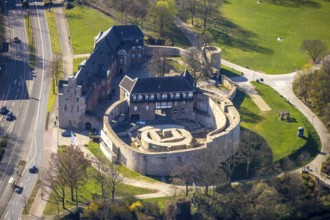 Aerial photo, Broich Castle, Linksruhr, Mülheim an der Ruhr, Ruhr area, North Rhine-Westphalia,