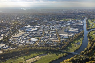 Aerial view, Rhine-Ruhr harbour Mülheim, shipping canal, Am Nordhafen, Rheinstraße, Speldorf,
