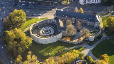 Aerial view, Broich Castle, Broich - East, Mülheim an der Ruhr, Ruhr area, North Rhine-Westphalia,