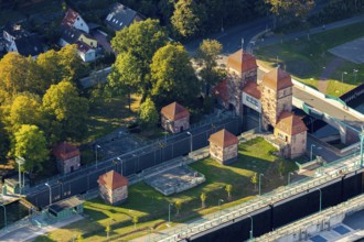Aerial view, waterway junction Minden, Weserschleuse Minden, Nordstadt, Minden, Ostwestfalen-Lippe,