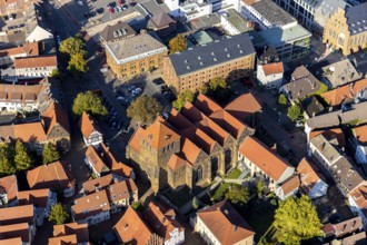 Aerial view, city centre, Ev.-Luth. St.-Martini Church, Weser-Kolleg, Minden, Ostwestfalen-Lippe,