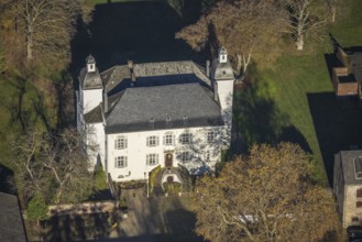 Aerial view, Lauersfort Castle, Kapellen-Holderberg, Mörs, Ruhr area, North Rhine-Westphalia,