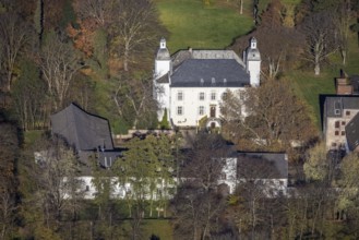 Aerial view, Lauersfort Castle, Kapellen-Holderberg, Mörs, Ruhr area, North Rhine-Westphalia,