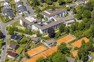 Aerial view, Wilhelm-Langemann-Haus nursing home, tennis facility Tennis-Club Grün-Weiß,