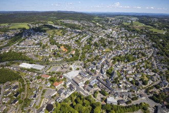 Aerial view, town view, Meinerzhagen town hall, Wilhelm-Langemann-Haus nursing home, tennis