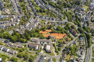Aerial view, Wilhelm-Langemann-Haus nursing home, tennis facility Tennis-Club Grün-Weiß, music