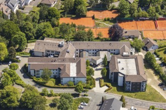 Aerial view, Wilhelm-Langemann-Haus nursing home, tennis facility Tennis-Club Grün-Weiß,