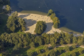 Aerial view, Alberssee, lido, bathers, Rebbeke, Lippstadt, Soest district, North Rhine-Westphalia,