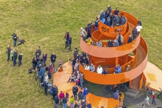 Aerial photo, thousands of spectators watched with great interest as the Gersteinwerk chimney was