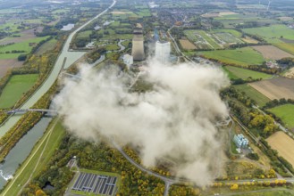 Aerial photo, thousands of spectators watched with great interest as the Gersteinwerk chimney was