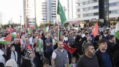 Gaziantep, Türkiye – October 11, 2025: Thousands of Turkish citizens take part in a large