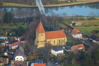 Aerial view of the church St. Maria Magdalena am Stiftsplatz in Flaesheim am Wesel-Datteln-Kanal in
