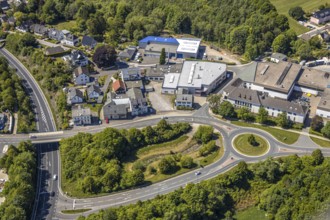 Aerial view, Langenscheid industrial estate on the B229, Halver, Märkischer Kreis, Sauerland, North
