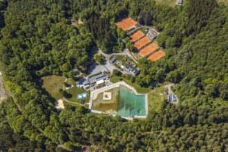Aerial view, Waldfreibad Herpine, Tennisanlage TC Halver, Halver, Märkischer Kreis, Sauerland,