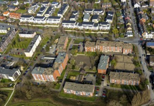Aerial view, housing estate between Nordenstiftsweg, Rheinsberger Platz, Ruppiner Straße, Kommersch