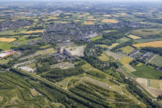 Aerial view, overview Wiescherhöfen Pelkum, Old colliery Ost Heinrich-Robert, colliery tower, Hamm,