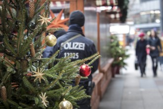 DEU Germany Germany Berlin Day after the attack on the Christmas market at the Memorial Church