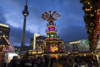 DEU Germany Germany Berlin Christmas market at Alexanderplatz