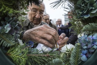 DEU Germany Germany Berlin Former Jewish concentration camp inmates join Polish schoolchildren in