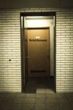 DEU Germany Germany Berlin The door of an injury room can be seen through an open door in the