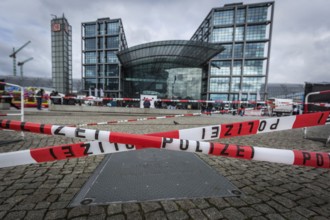 DEU Germany Germany Berlin Washingtonplatz in front of the main railway station is cordoned off for