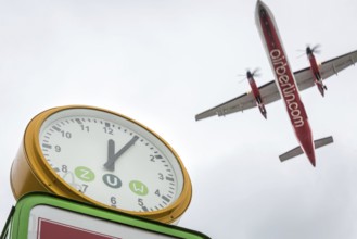 DEU Germany Germany Berlin Landing approach of an Air Berlin aircraft over Kurt-Schuhmacher-Platz