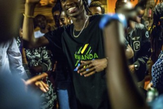 RWA RWANDA RUANDA Kigali Guests at a regular party organised by the Inema Gallery. Artists, locals