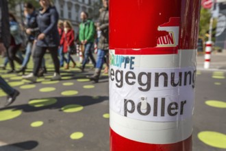 DEU Germany Germany Berlin The redesigned Bergmannstrasse with quiet zones and parklets, new